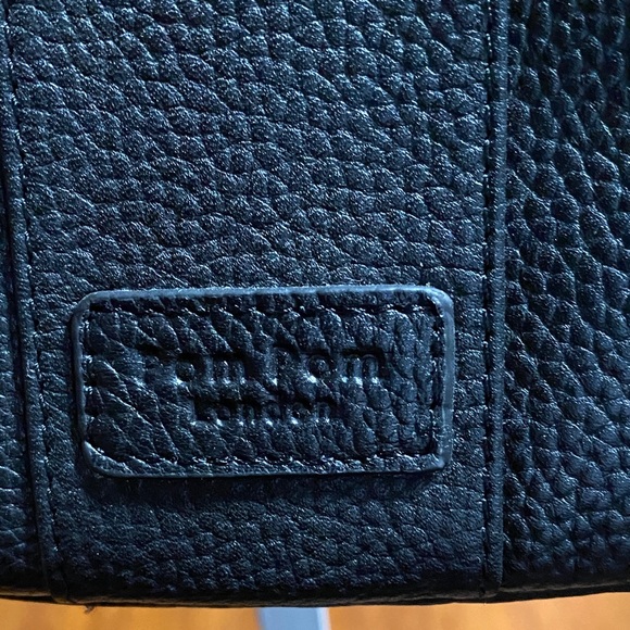 Pom Pom London Elegant Black Crossbody Bag - Picture 2 of 13